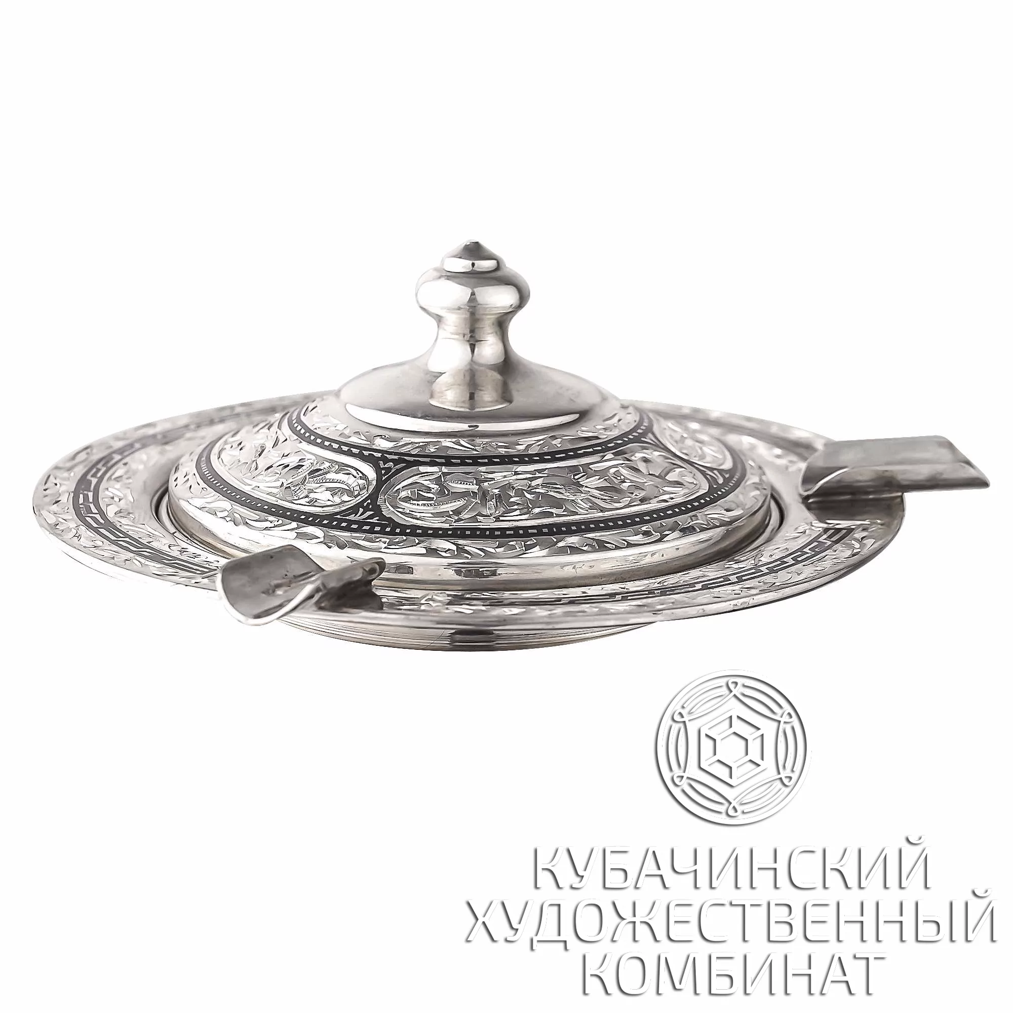 Пепельница из серебра ручной работы