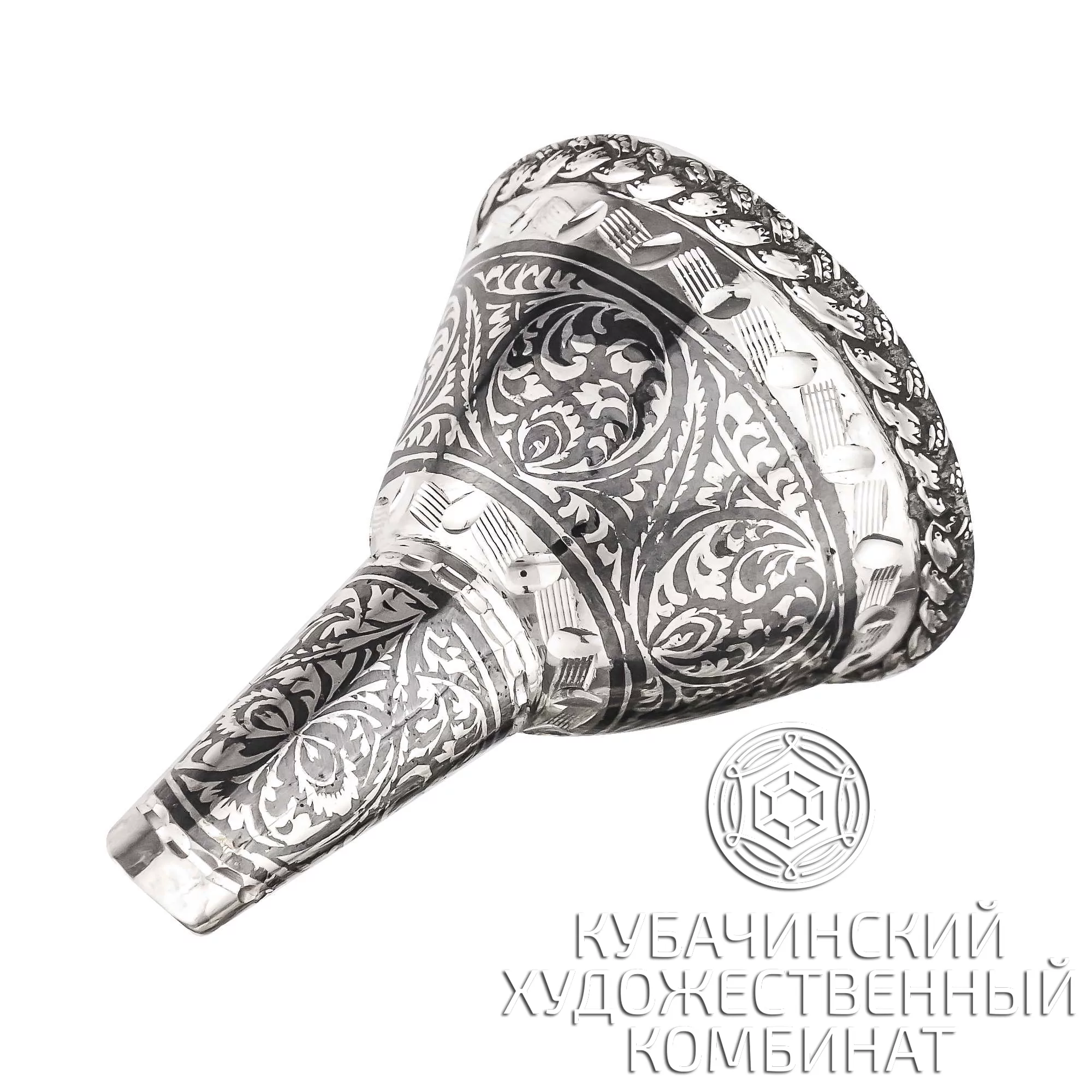 Воронка серебряная