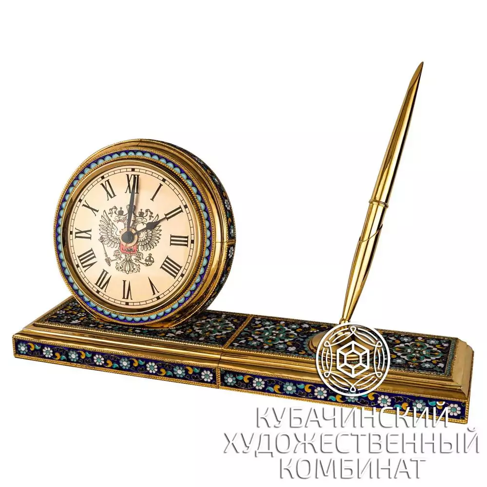 Настольные часы из серебра