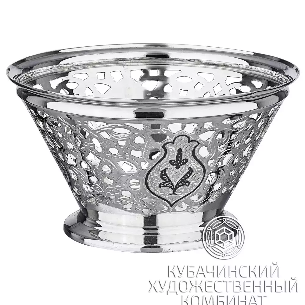 Конфетница ажурная