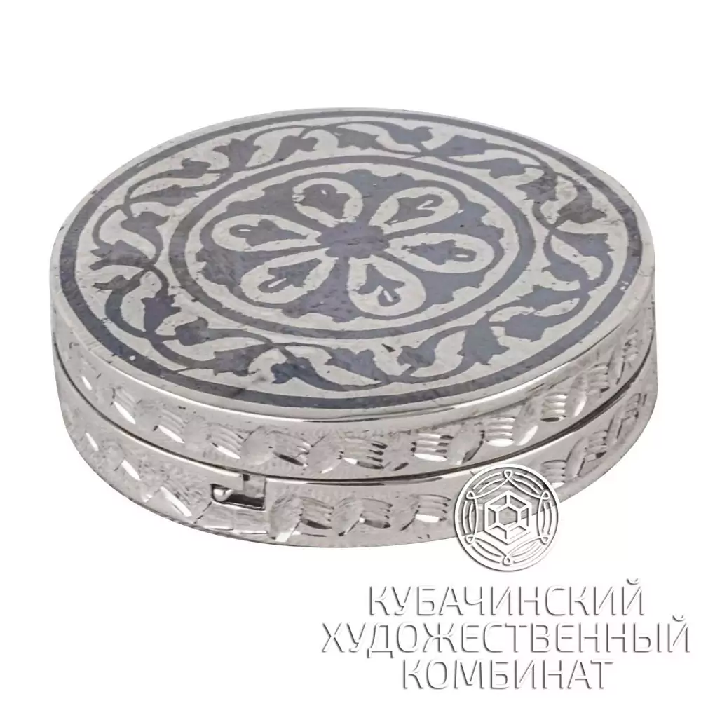 Таблетница из серебра