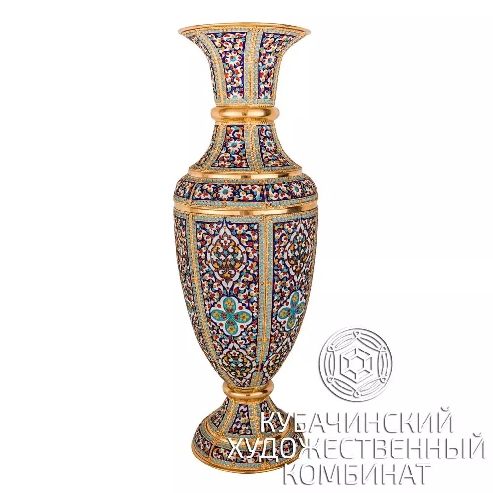 Ваза из серебра