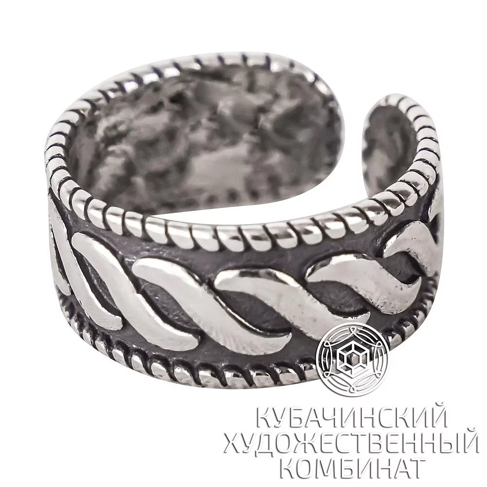 Почему чернеет серебро