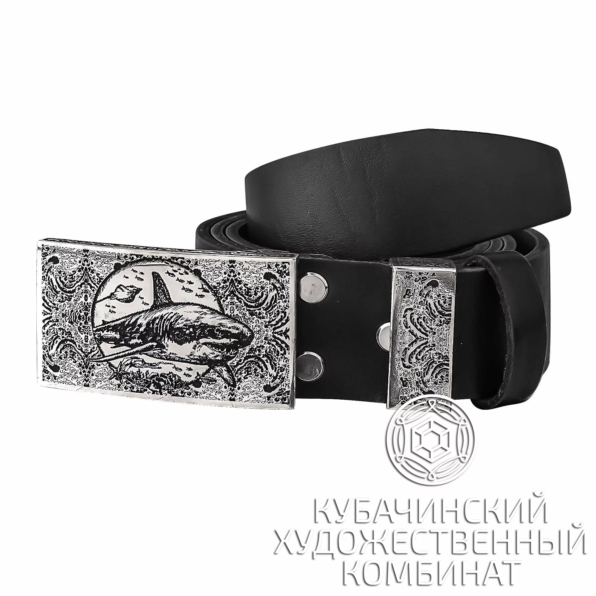 Ремень с серебряной пряжкой 