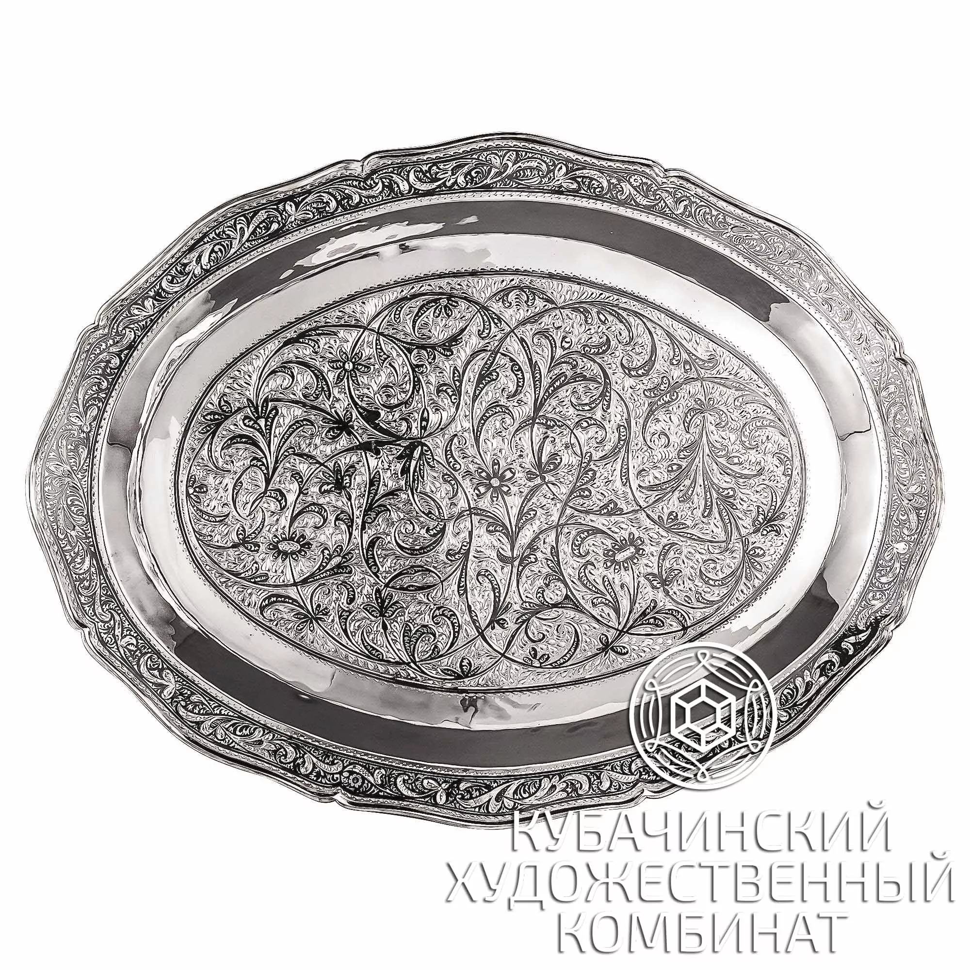 Поднос из серебра