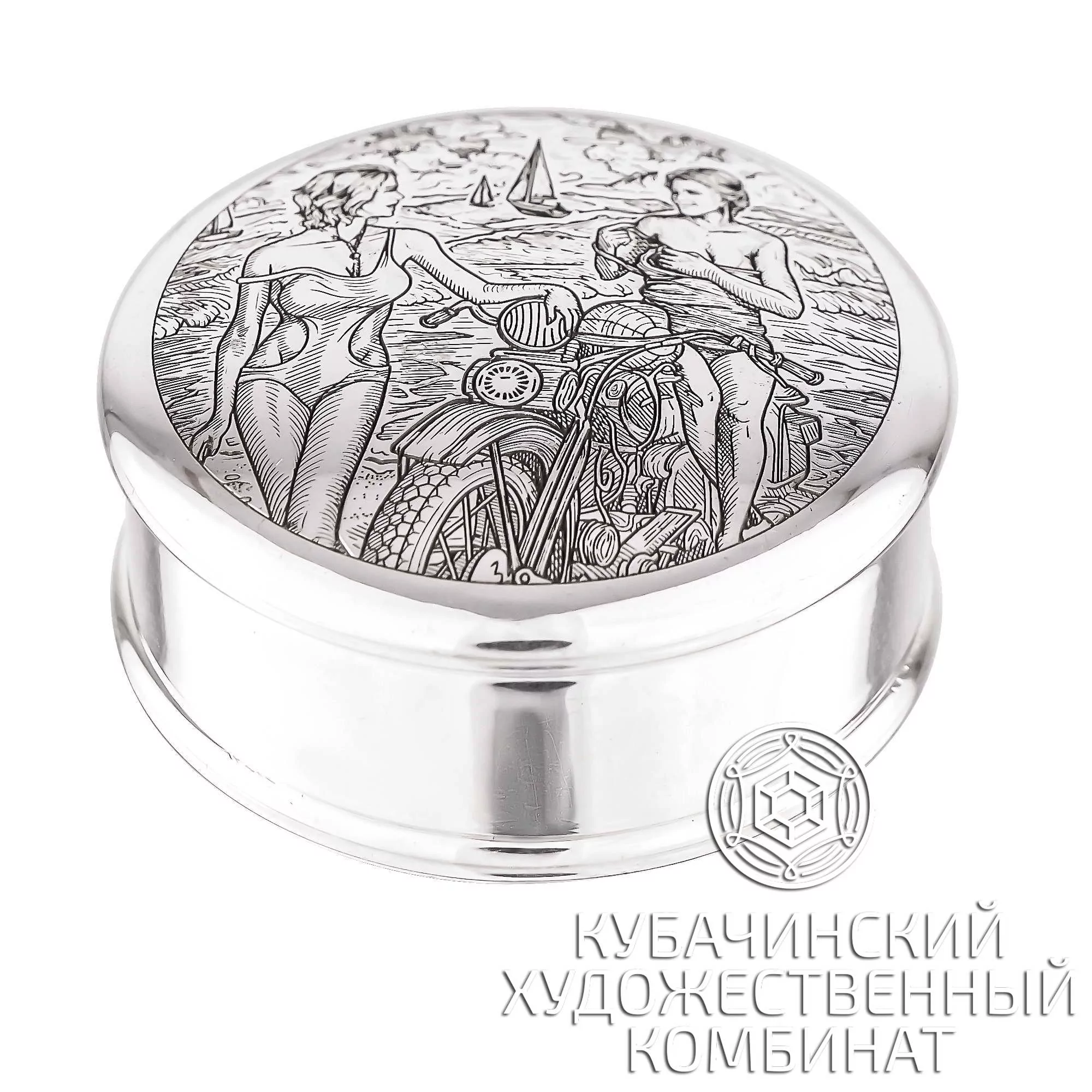 Таблетница из серебра 