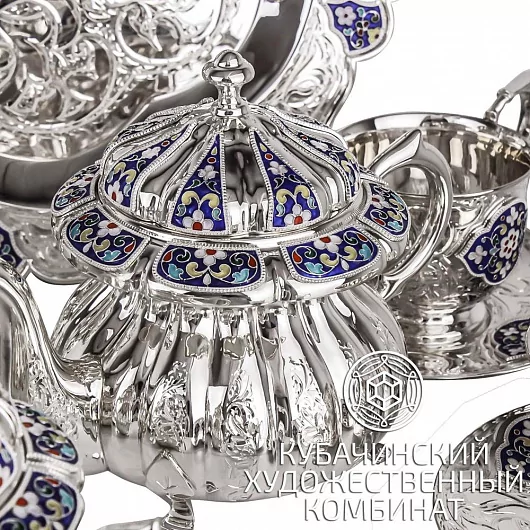 Чайный сервиз из серебра