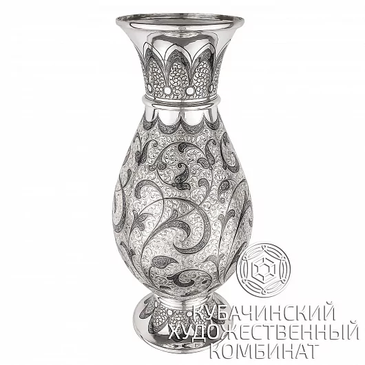 Ваза из серебра