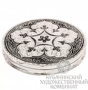 Пудреница из серебра