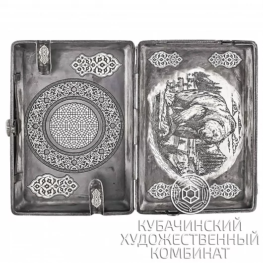 Пепельница серебряная 