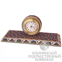 Часы на подставке с эмалью