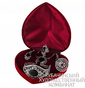 Комплект украшений из серебра