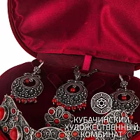 Комплект украшений из серебра