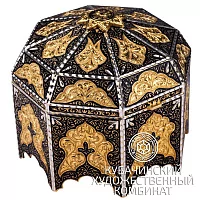 Шкатулка с позолотой