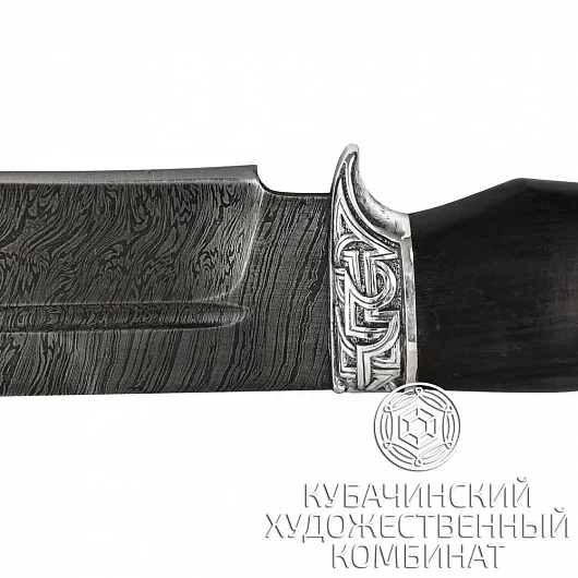 Нож из дамасской стали