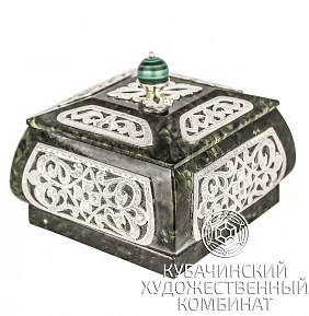 Шкатулка из оникса с инкрустацией серебра