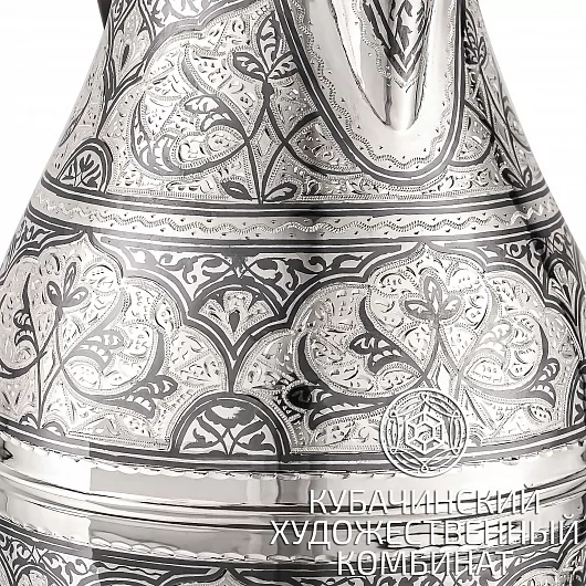 Кувшин из серебра на 1350 мл