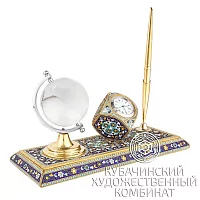 Настольные часы из серебра