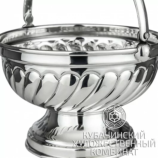 Конфетница серебряная  на 230 мл