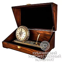 Настольные часы из серебра