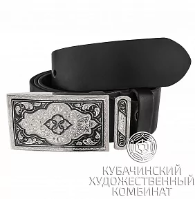 Ремень с серебряной пряжкой