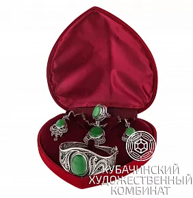 Комплект украшений из серебра