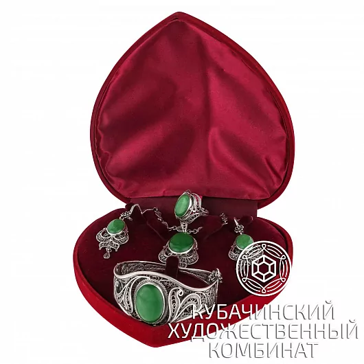 Комплект украшений из серебра