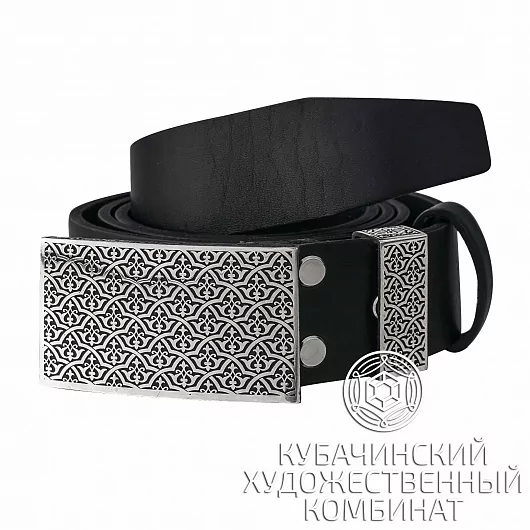 Ремень с серебряной пряжкой 