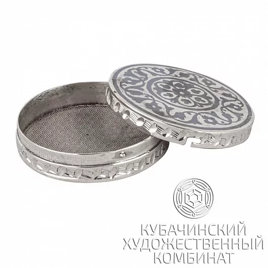 Таблетница из серебра