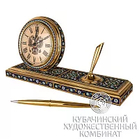 Настольные часы из серебра