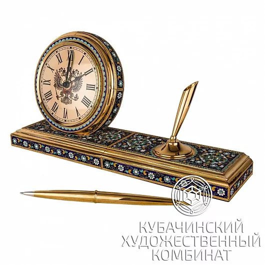 Настольные часы из серебра