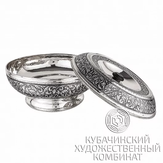 Хлебница из серебра
