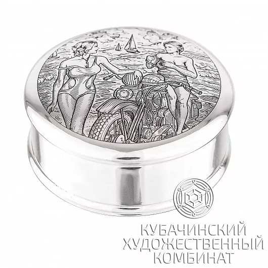 Таблетница из серебра 