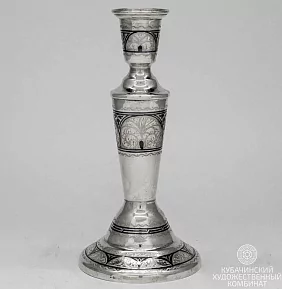 Серебряный подсвечник