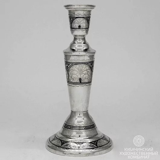 Подсвечник