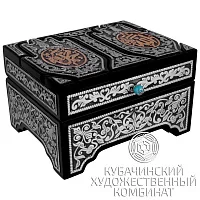 Коран со шкатулкой